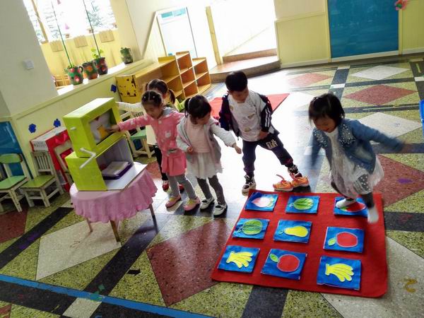 蒲江县开展2016年幼儿园自制教玩具评选活动-2-600.jpg 蒲江县开展2016年幼儿园自制教玩具评选活动-2-600.jpg