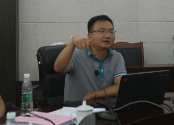 成华区电教馆十二五省级教育信息技术科研课题顺利结题-6-600.png 成华区电教馆十二五省级教育信息技术科研课题顺利结题-6-600.png