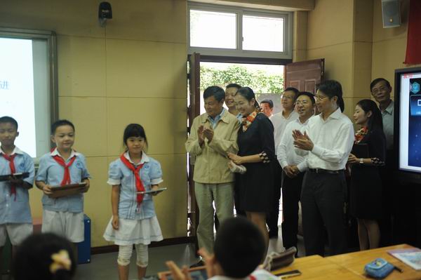 教育部副部长杜占元到锦江区检查调研工作-1-600.jpg