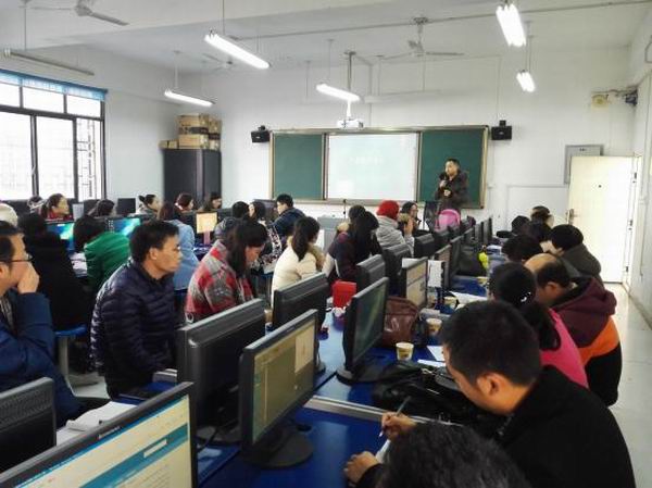 双流区第十三届电脑制作活动创意编程项目培训圆满成功-2-600.jpg