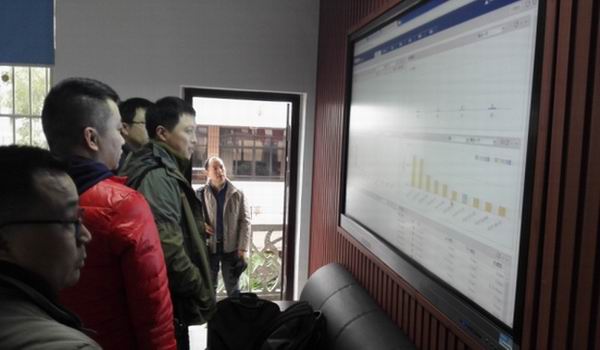 多交流 齐分享 促进步-3-600.jpg