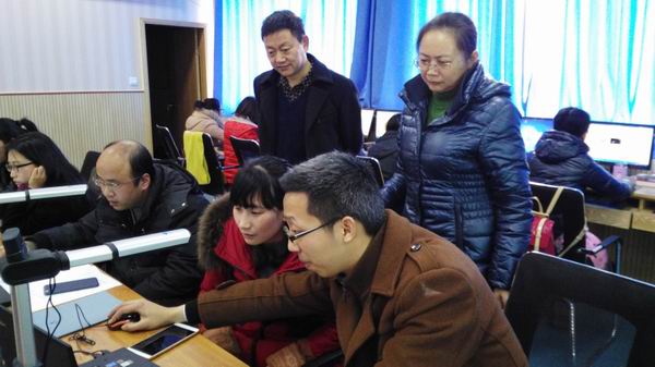 温江区组织召开中学种子教师微课制作培训-4-600.jpg 温江区组织召开中学种子教师微课制作培训-4-600.jpg