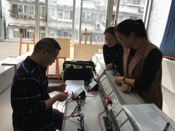 技术科2.jpg 技术科2.jpg