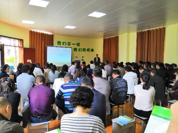 新建县教育局.jpg 新建县教育局.jpg