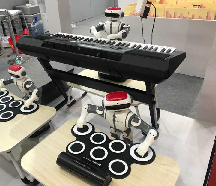 技装中心.jpg 技装中心.jpg