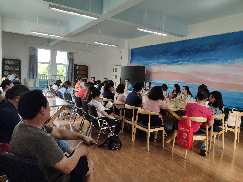 锦江区召开编程课程复课工作会.jpg 锦江区召开编程课程复课工作会.jpg