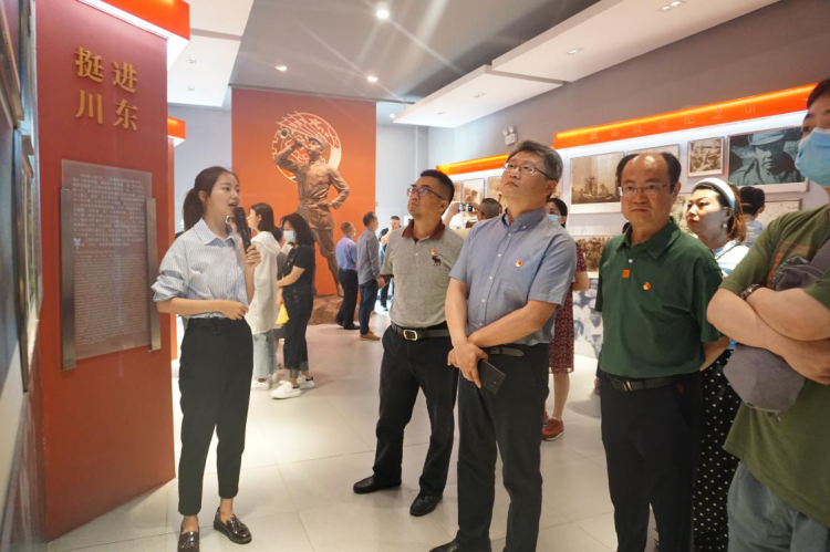 图片2.png 图片2.png